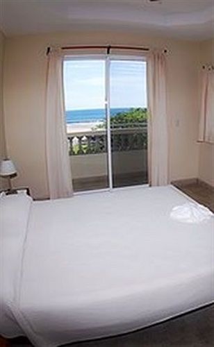 Hacienda Iguana Beach And Golf Resort Tola Exterior foto
